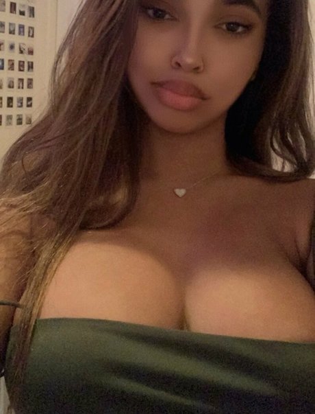 Photo nue de fuite OnlyFans de Lovesicksavii