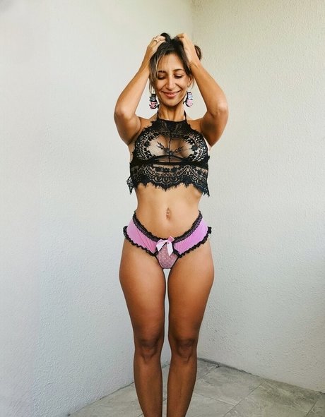 Photo nue de fuite OnlyFans de Littlefitdevil
