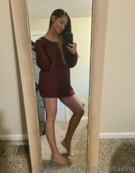 Photo nue de fuite OnlyFans de Artemisbehaving