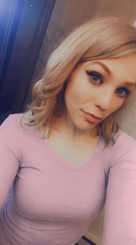 Photo nue de fuite OnlyFans de Nicole Golomski