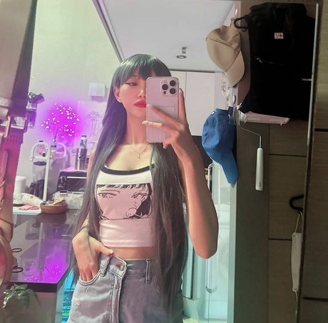 Photo nue de fuite OnlyFans de Satanmate