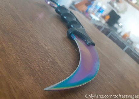 Photo nue de fuite OnlyFans de Gayasslawren