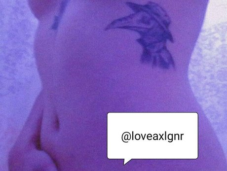 Photo nue de fuite OnlyFans de Loveaxlgnr