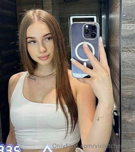 Photo nue de fuite OnlyFans de Violetcherryy