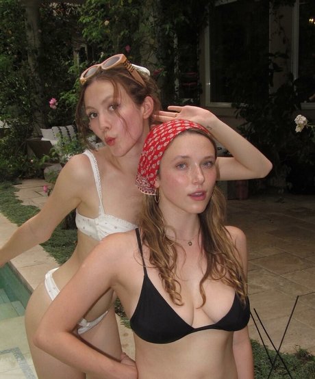 Photo nue de fuite OnlyFans de Iris Apatow