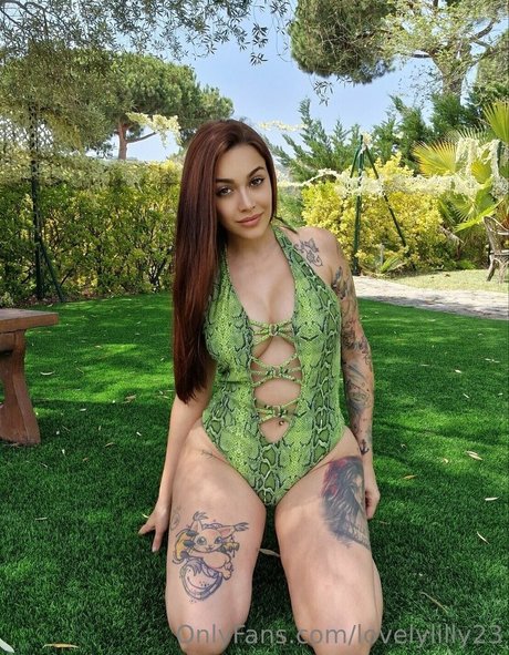 Photo nue de fuite OnlyFans de Lovelylilly23