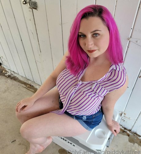 Photo nue de fuite OnlyFans de Piddykatfree