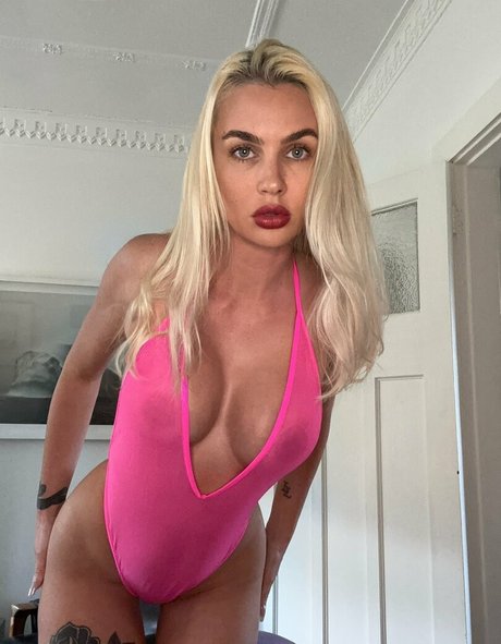 Photo nue de fuite OnlyFans de Gigi Allens