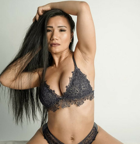 Tina Khm