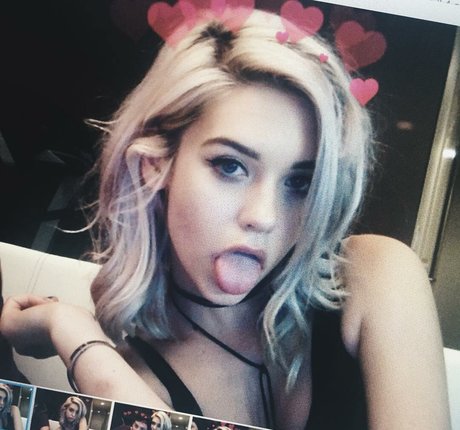 Amanda Steele