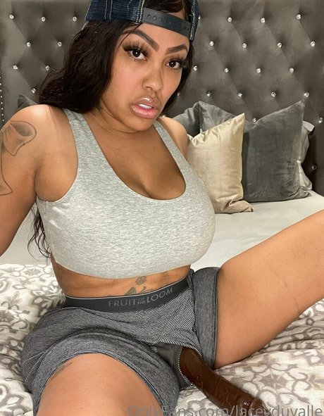 Laceyduvalle