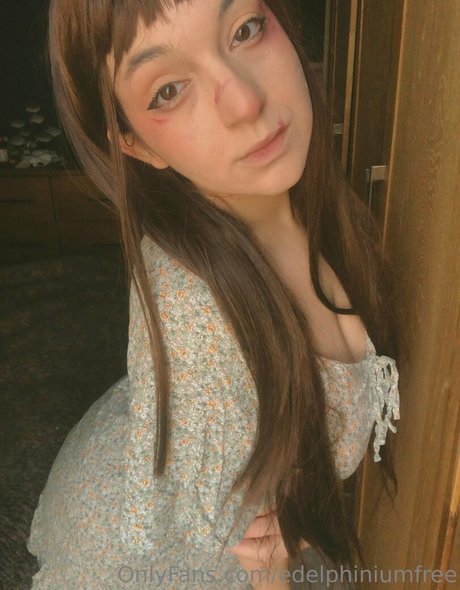 Photo nue de fuite OnlyFans de Edelphiniumfree