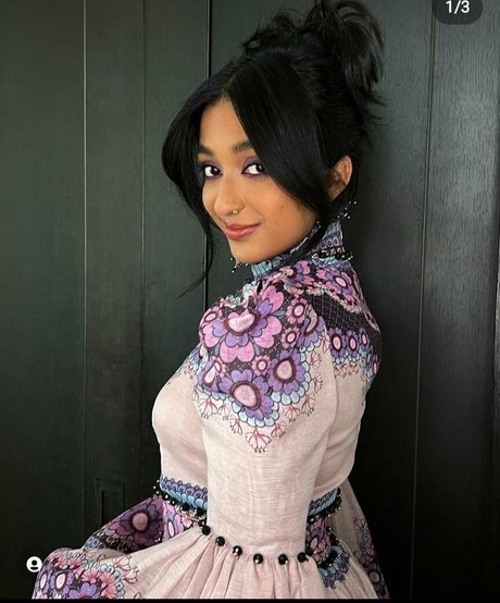 Photo nue de fuite OnlyFans de Maitreyi Ramakrishnan