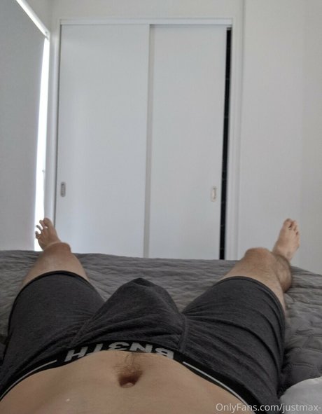 Photo nue de fuite OnlyFans de Justmax