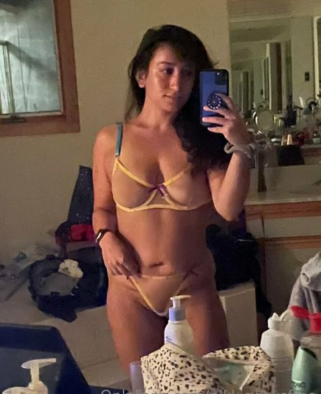 Photo nue de fuite OnlyFans de Nikkigeeksfree