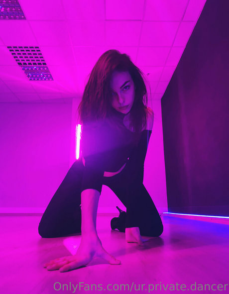 Urr.private.dance