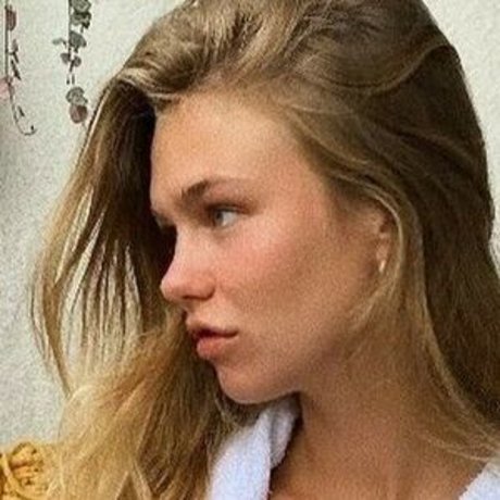 Photo nue de fuite OnlyFans de Lieke Van Der Hoorn