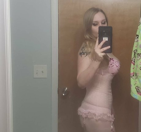 Photo nue de fuite OnlyFans de Nastacialove