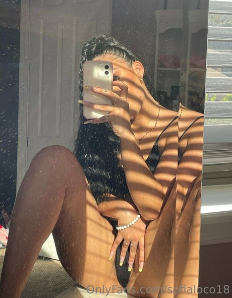 Photo nue de fuite OnlyFans de Sofialoco18