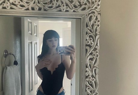 Photo nue de fuite OnlyFans de Ezsy