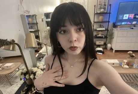 Photo nue de fuite OnlyFans de Ezsy