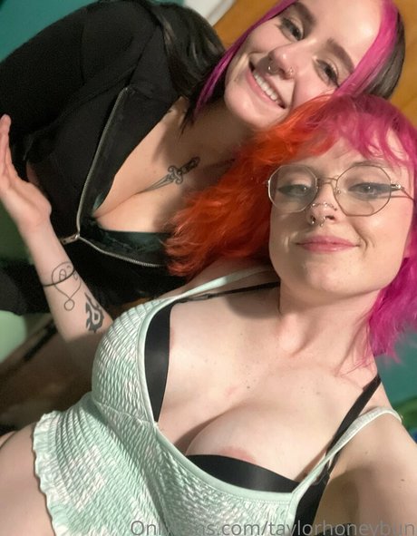 Taylorhoneybun