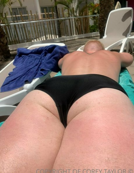 Photo nue de fuite OnlyFans de Coreytaylorvip