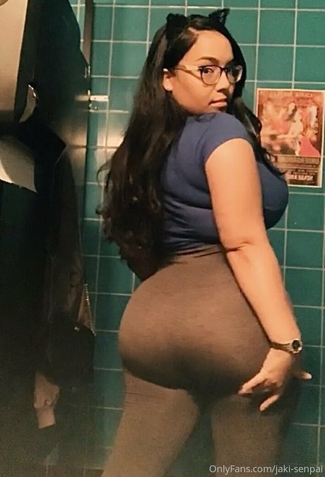 Photo nue de fuite OnlyFans de Jaki Senpai