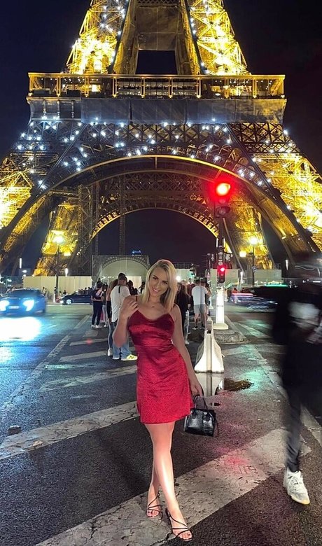 Photo nue de fuite OnlyFans de Lauren Day