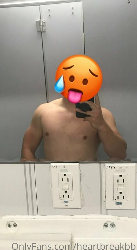 Photo nue de fuite OnlyFans de Heartbreakbb