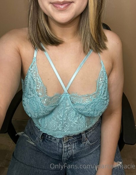 Photo nue de fuite OnlyFans de Marceemacie