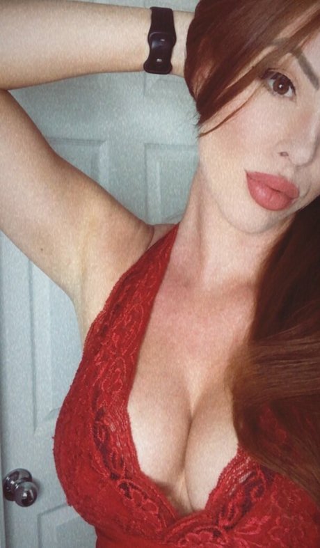 Photo nue de fuite OnlyFans de Savanasushii