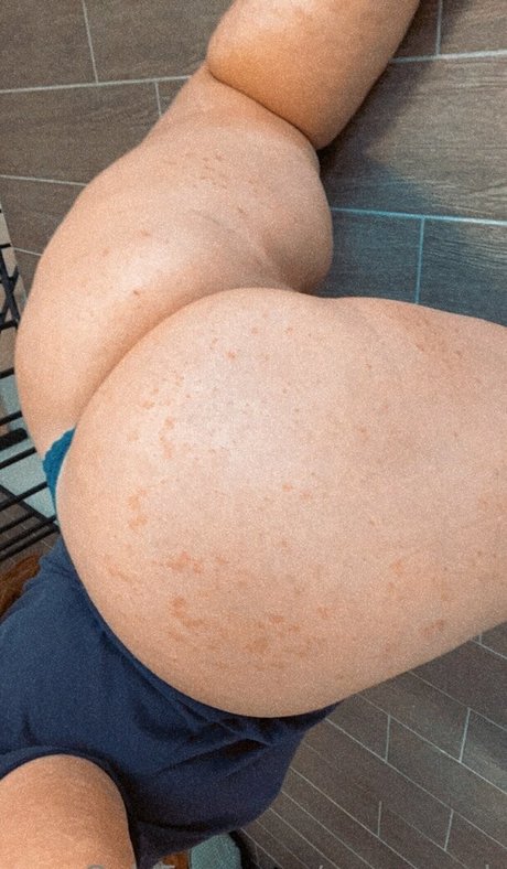 Photo nue de fuite OnlyFans de Curvymask