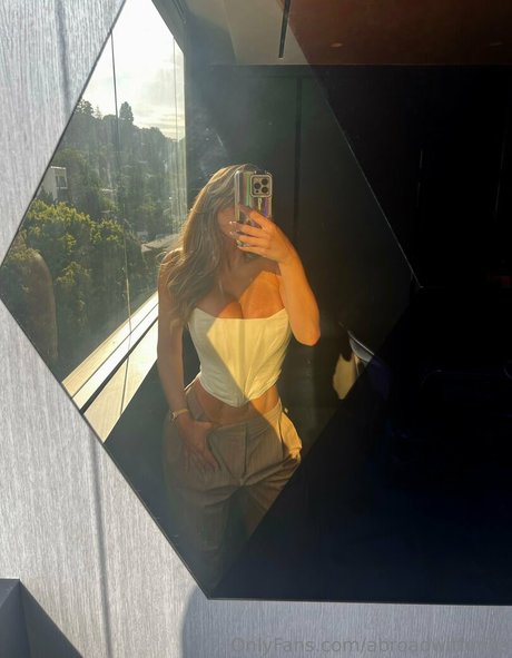 Abroadwithmila