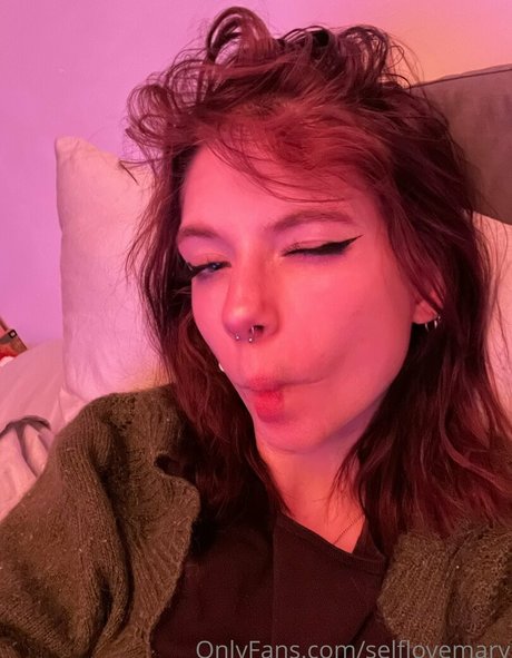 Photo nue de fuite OnlyFans de Selflovesage