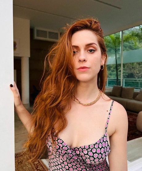 Photo nue de fuite OnlyFans de Sophia Abrahao
