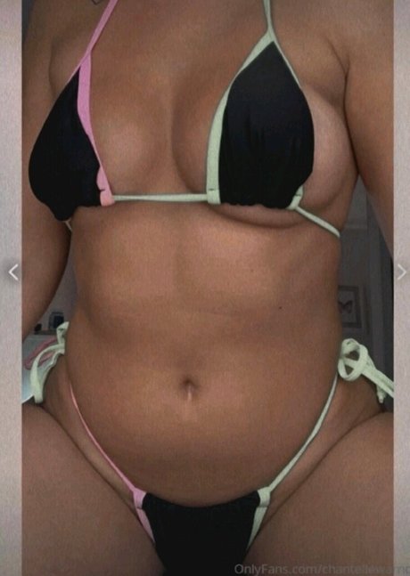 Photo nue de fuite OnlyFans de Chantelle Warnock