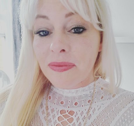 Photo nue de fuite OnlyFans de Mistressmother