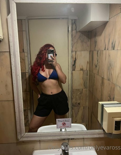 Photo nue de fuite OnlyFans de Yourfoxyladyy