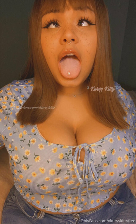 Photo nue de fuite OnlyFans de Xkurvykittyfree