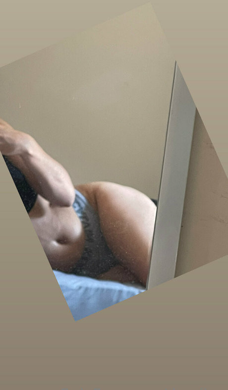 Photo nue de fuite OnlyFans de Domilee