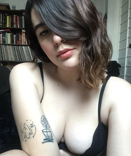 Photo nue de fuite OnlyFans de Carrenopol