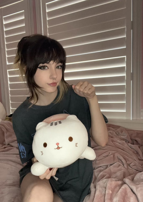 Photo nue de fuite OnlyFans de Emiki28
