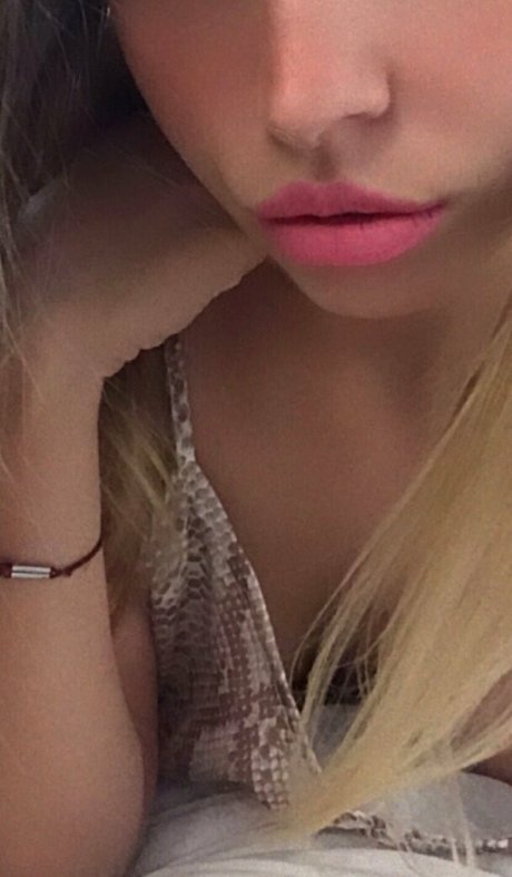 Photo nue de fuite OnlyFans de Anngianine