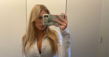 Photo nue de fuite OnlyFans de Swegirlmafia