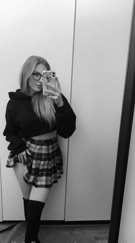 Photo nue de fuite OnlyFans de Swegirlmafia