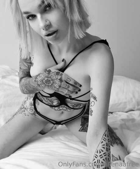 Photo nue de fuite OnlyFans de Ellenaafree