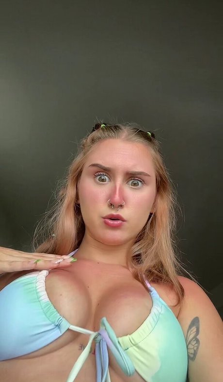 Photo nue de fuite OnlyFans de Okokchanel