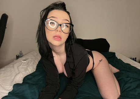 Photo nue de fuite OnlyFans de Viiviperkelexoxo