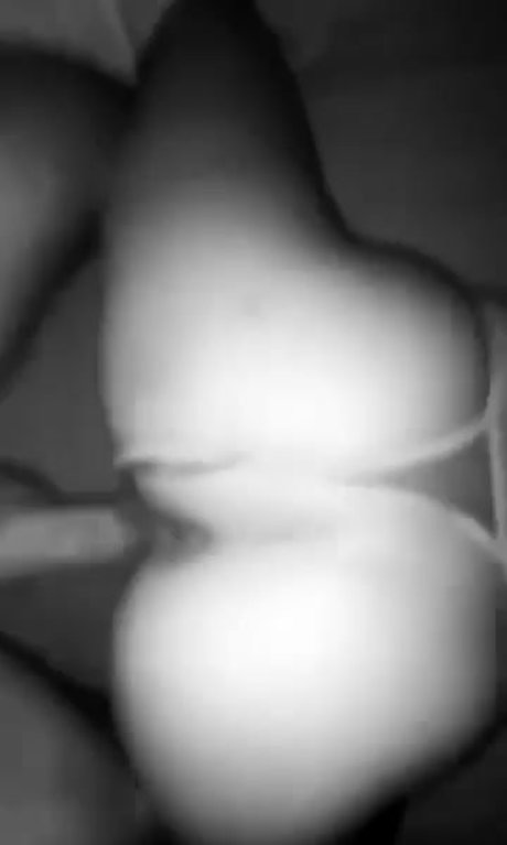 Photo nue de fuite OnlyFans de Charlilove